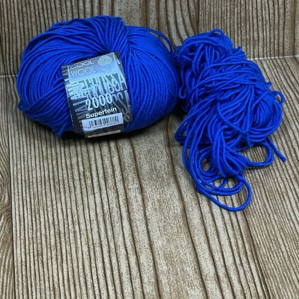 Lana Grossa Cool Wool Merino‎ 2000 Yarn Superwash Sport Color #422 67 Grams